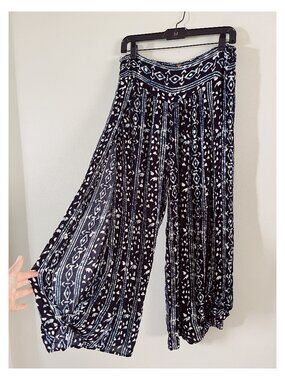 Free People Sz M Indigo Batik Print Cotton Gauze Pull On Pant Open Sided Leg